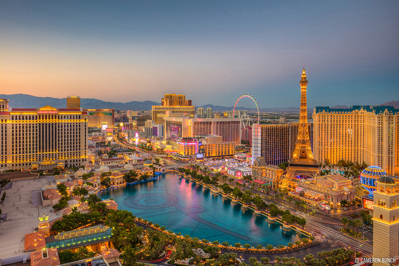 IMAGE: http://www.cameronbunch.com/wp-content/gallery/thumbs/VegasStripDusk-1280.jpg